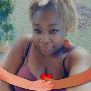 Meet your Posher, Renata